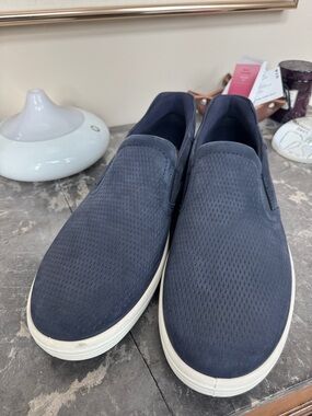 Ecco Men's Soft 7 Navy Slip-On Suede-Textured Sneakers
